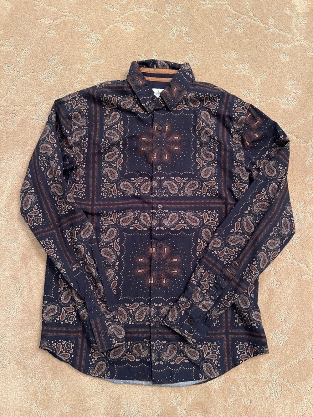 Men’s Haiku Collective Paisley Button Down Shirt, Small